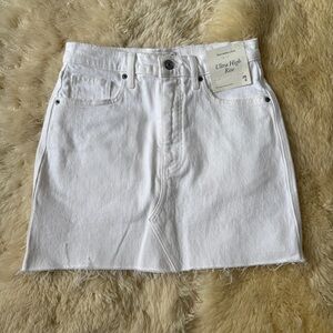 NWT Abercrombie & Fitch White Ultra High Rise Denim Mini Skirt